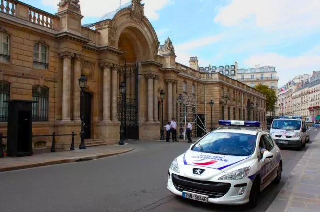 Un présumé baron de la cocaïne soupçonné d’avoir orchestré un trafic à quelques minutes à pied de l’Élysée.
