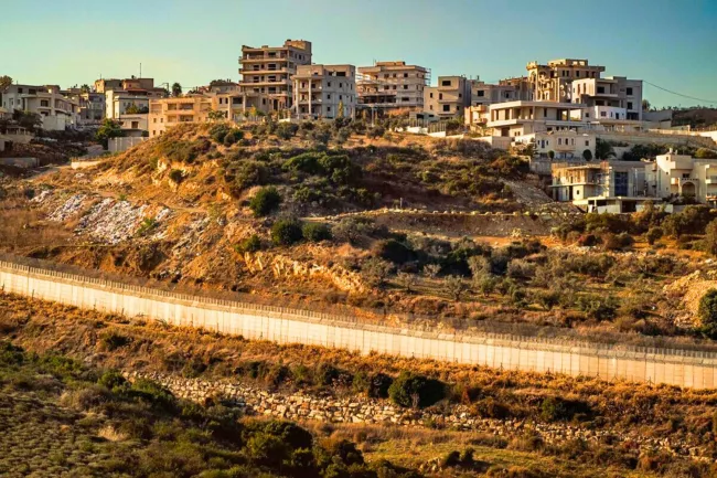 Israël valide un projet majeur de colonie en Cisjordanie occupée, une décision qualifiée d’historique par le gouvernement israélien.