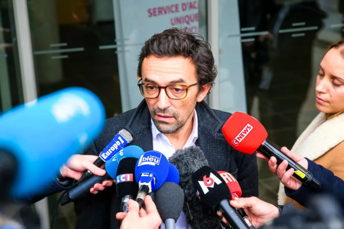 Affaire Frédéric Péchier : un des avocats de l’anesthésiste se retire à moins d’un mois du procès.
