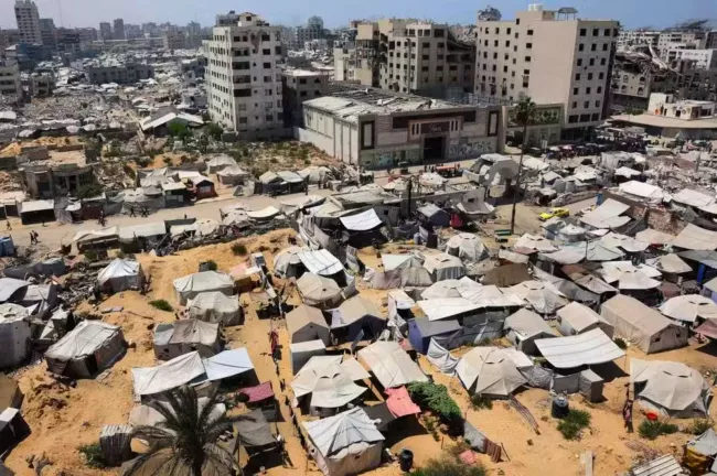 Accord Israël-Hamas accepté : cessez-le-feu à Gaza et échange d’otages contre 2 000 détenus palestiniens.