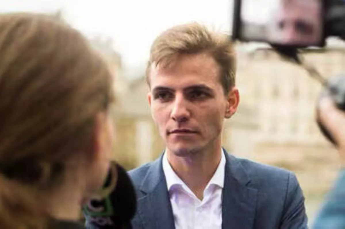 Propos antisémites d’Erik Tegnér sur CNews : SOS Racisme saisit l’Arcom et appelle à des sanctions immédiates.