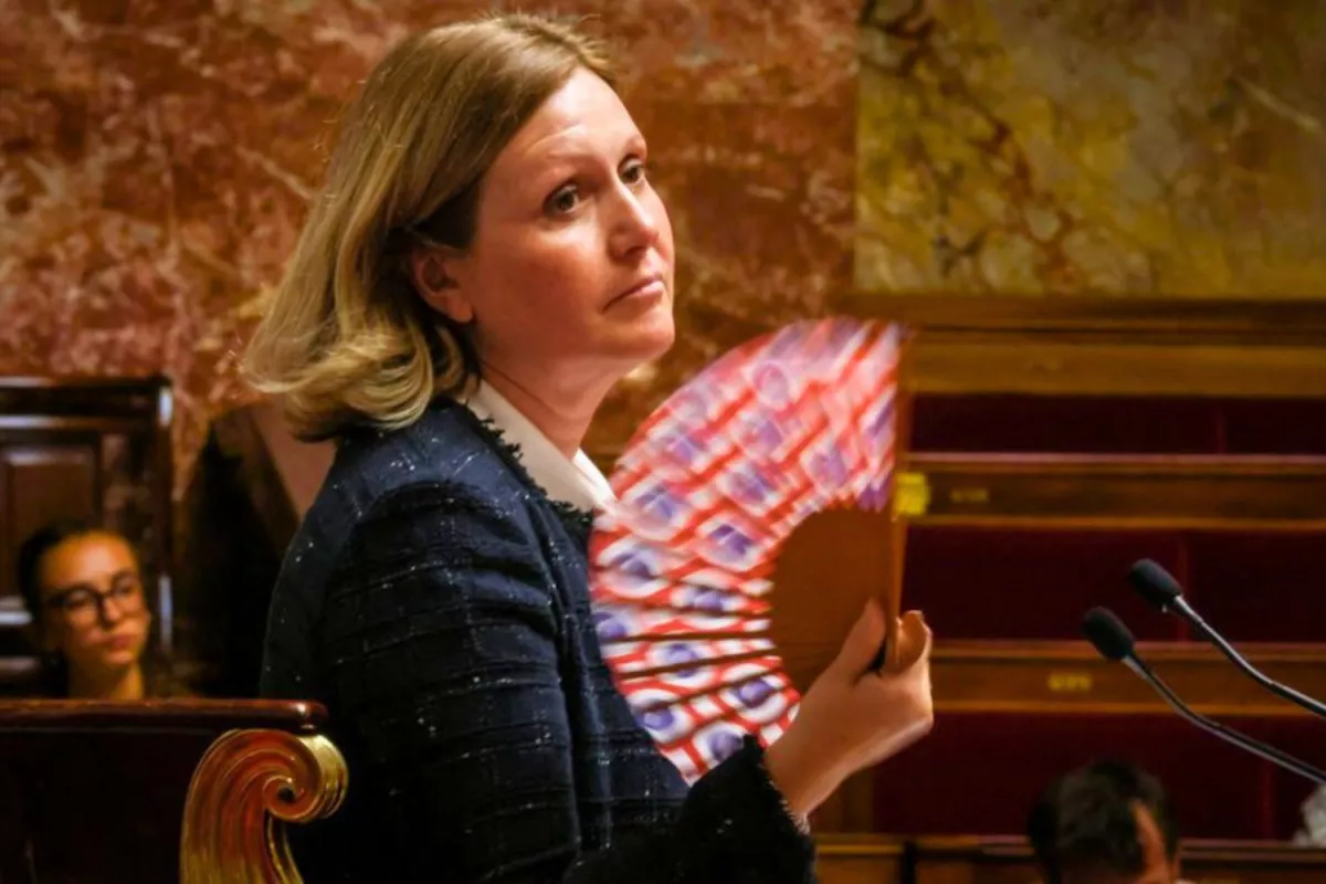 CRSGate : Yaël Braun-Pivet dément l’usage de CRS pour ses poules, mais confirme une vérification de sécurité.