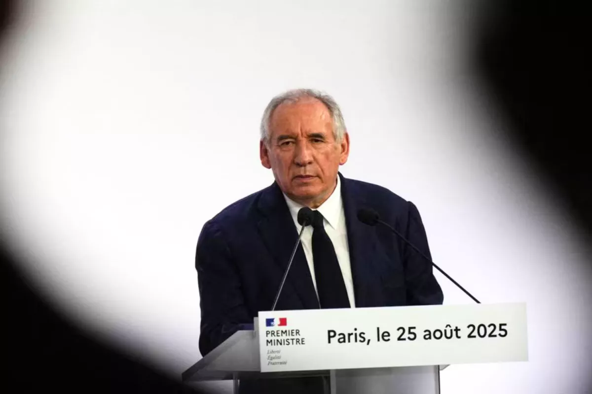Comment Bayrou a détourné l’énergie du 10 septembre en jouant sur le calendrier du 8 ?