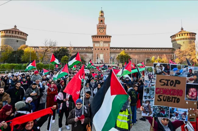 Italie : des centaines de milliers défilent pour Gaza, dénonçant le génocide et l’immobilisme du gouvernement.