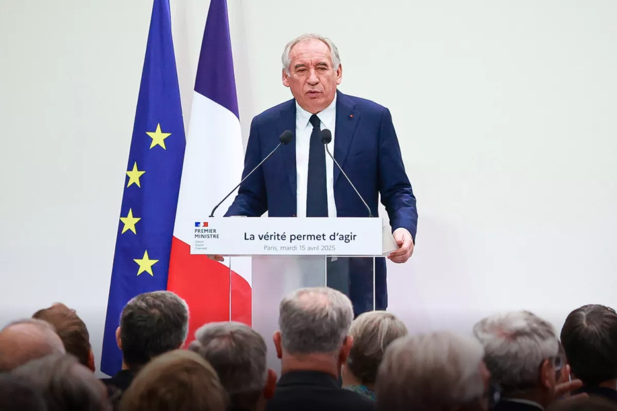 Budget 2026 : Le plan de François Bayrou dévoilé pour économiser 43.8 milliards d’euros.