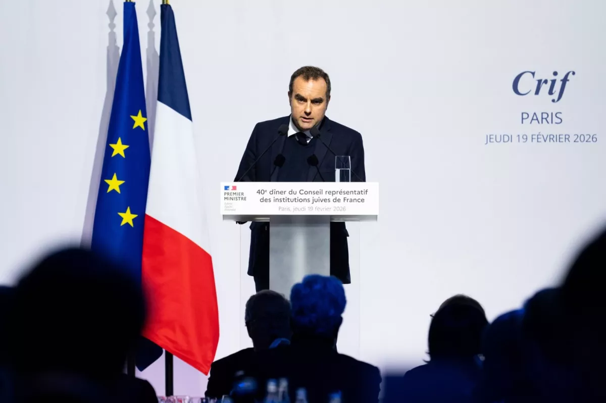 Lecornu promet l’examen d’une loi en avril sur l'antisionisme et refuse le mot « genocide » pour Gaza.