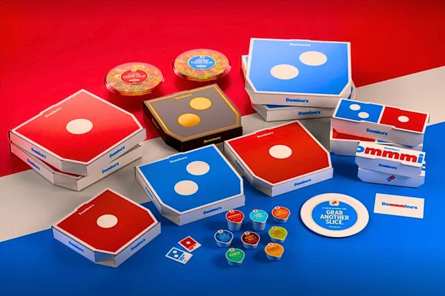 Domino’s Pizza change de look : un nouveau logo, plus moderne et taillé pour le digital.