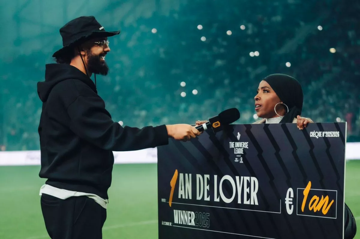 HMI choque la toile : il refuse une photo à un enfant “lambda”, mais dit oui au fils de Mamadou Niang.